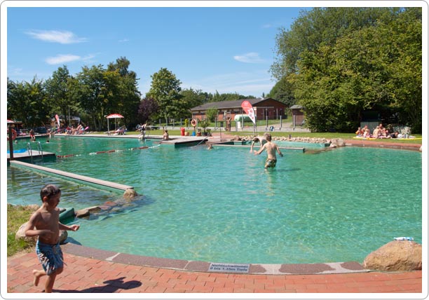 Nichtschwimmerbereich 0 bis 1,35m mit Antirutschfolie Nichtschwimmerbereich