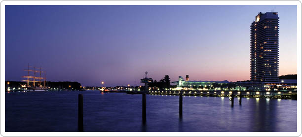 Travemünde bei Nacht